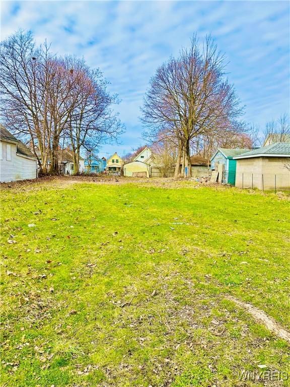 98 Milburn St, Buffalo, NY 14212