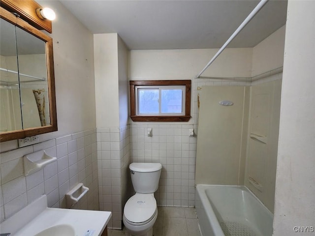 full bathroom featuring tile patterned floors, vanity, tile walls, and toilet