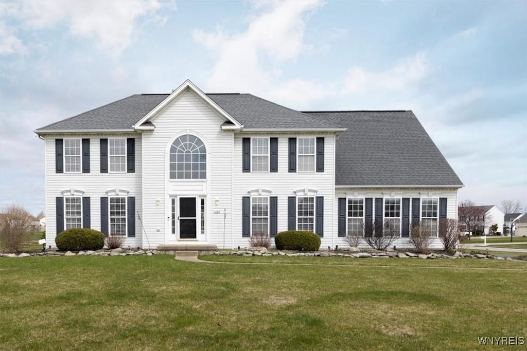 5689 Field Brook Dr, Clarence, NY 14051 - photo 1