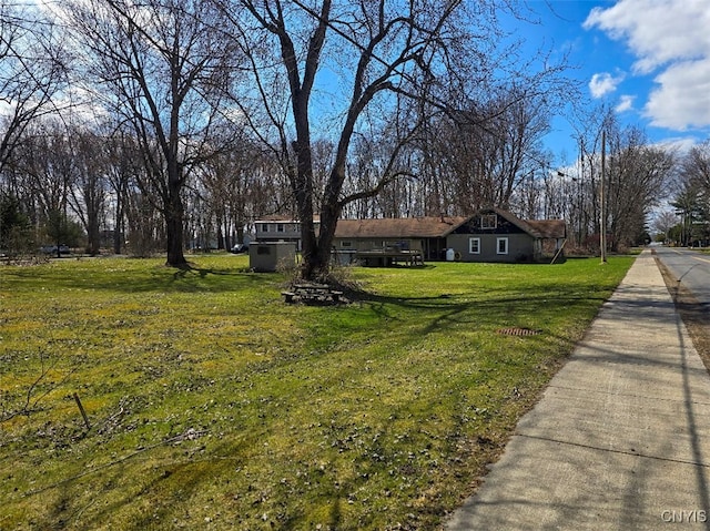 3012 Pleasant Ave, Vienna, NY 13308 - single story home featuring a front lawn