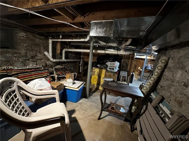 view of unfinished basement