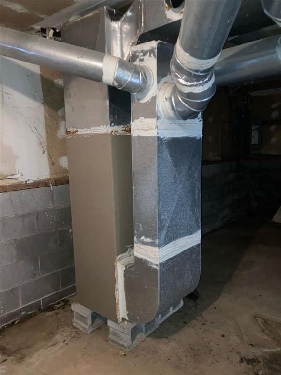 5125 Deliverance Ave, Williamson, NY 14505 - utility room with heating unit