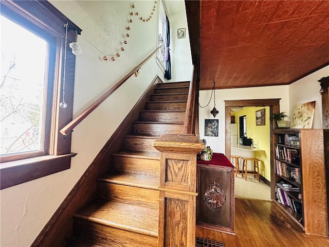 930 W 1st St, Elmira, NY 14905 - staircase with an ornate ceiling