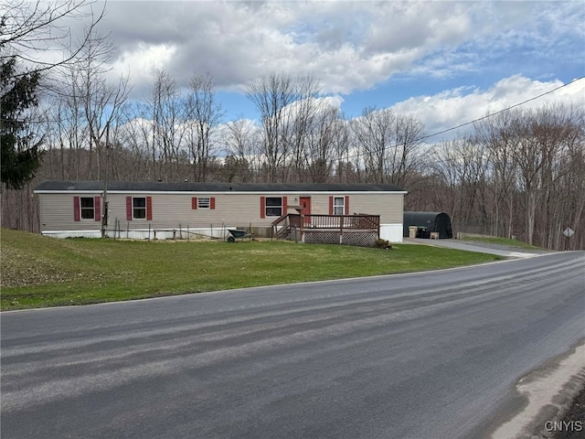 525 Bell Hill Rd, German Flatts, NY 13357 - manufactured / mobile home with driveway and a front yard