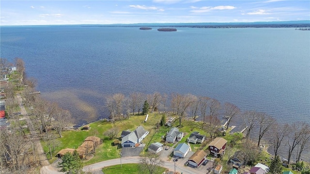 28 Wedgeworth Dr, West Monroe, NY 13167 - view of property location featuring a large body of water and nearby suburban area