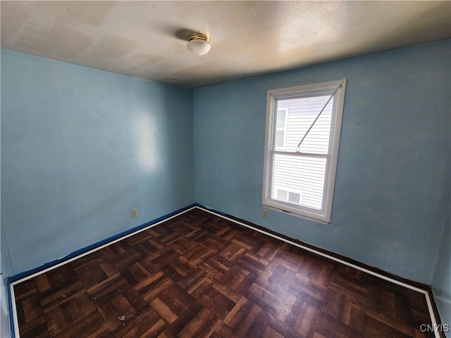 903 Milton Ave, Syracuse, NY 13204 - empty room with baseboards