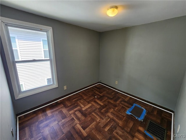 903 Milton Ave, Syracuse, NY 13204 - unfurnished room featuring visible vents
