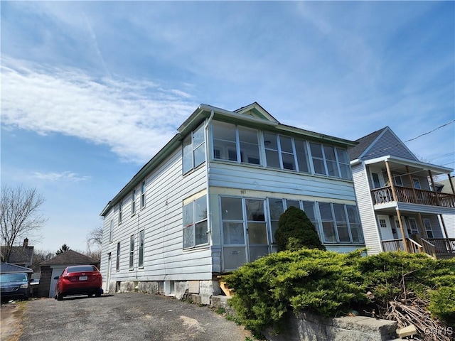 903 Milton Ave, Syracuse, NY 13204 - view of front facade