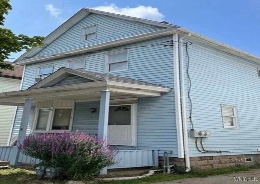 view of front of home with a porch