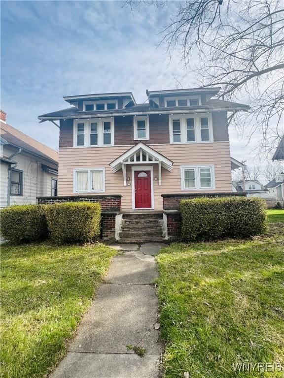 167 Winspear Ave, Buffalo, NY 14215 - traditional style home with a front yard