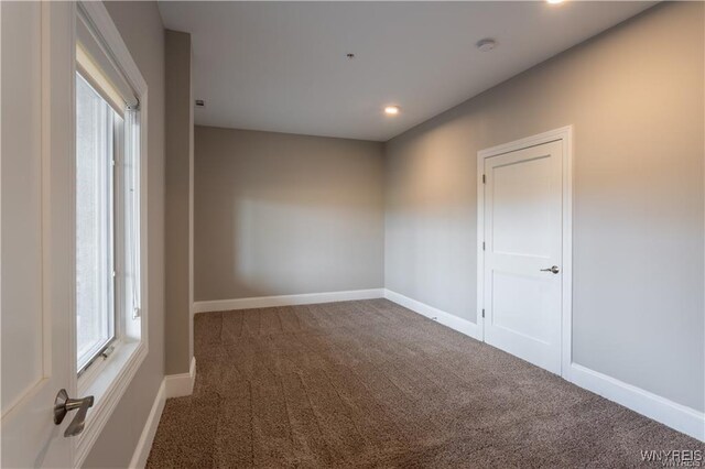 35 Ojibwa Cir, Buffalo, NY 14202 - carpeted empty room featuring recessed lighting and baseboards