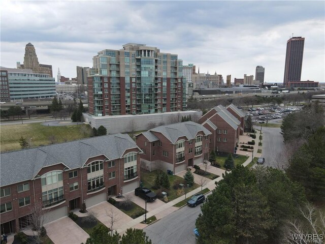 35 Ojibwa Cir, Buffalo, NY 14202 - city view