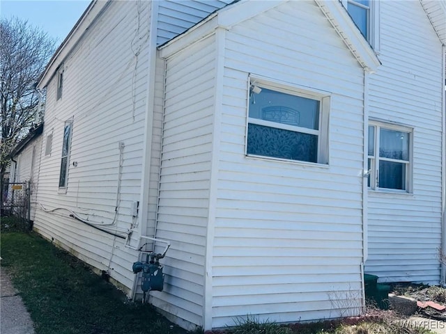 view of property exterior