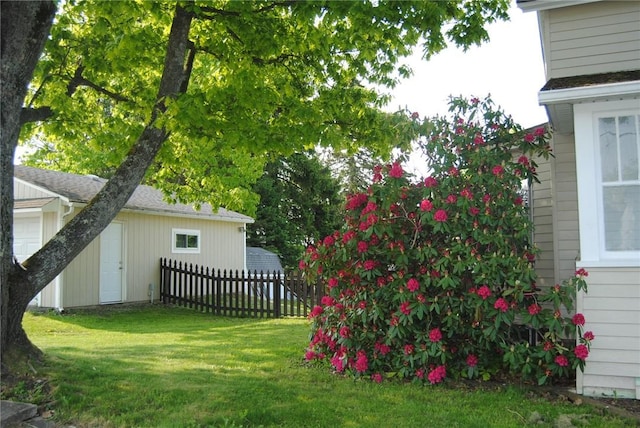 230 Birch St, Kane-Borough, PA 16735 - view of yard featuring an outdoor structure