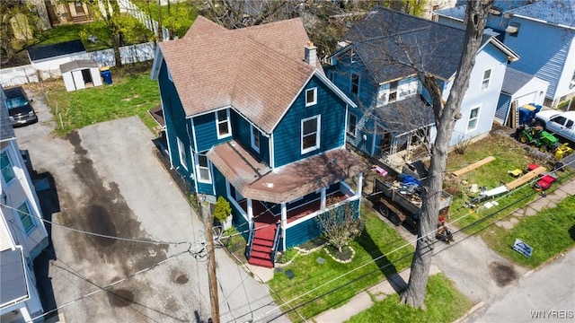 birds eye view of property featuring a residential view