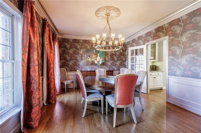 5 Ponds Edge Way, Pittsford, NY 14534 - dining area with wallpapered walls, a wainscoted wall, a chandelier, and ornamental molding