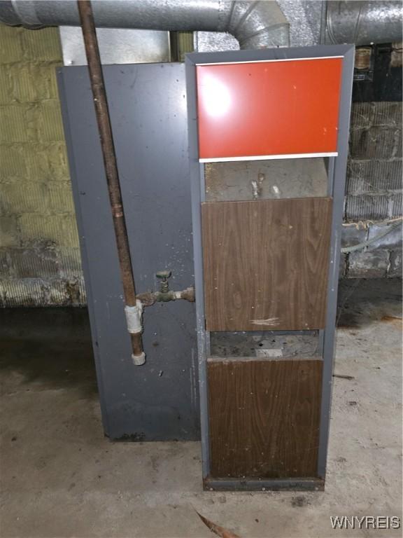 view of utility room