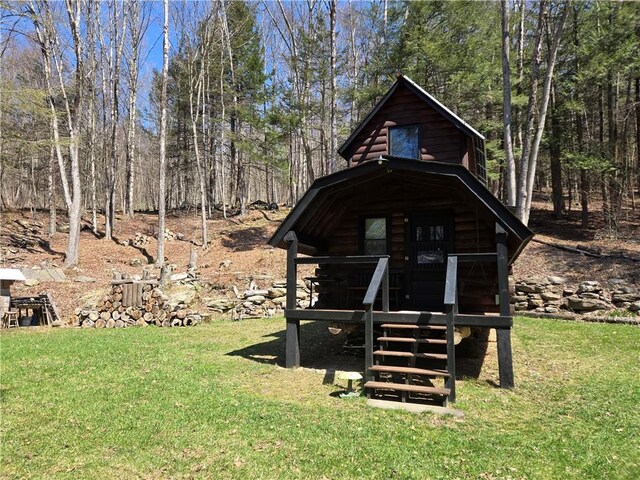 view of outdoor structure