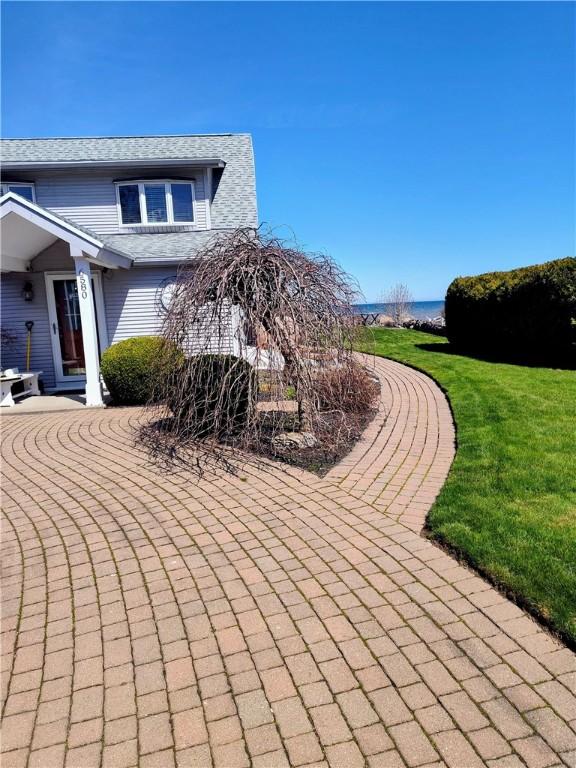 exterior space featuring a yard