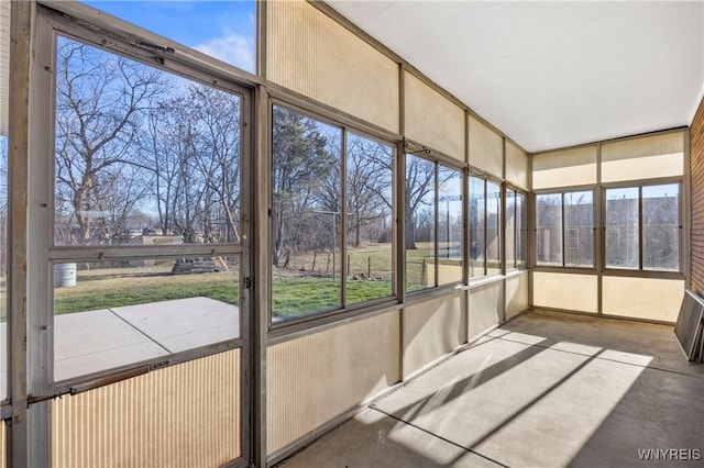 1631 Tuscarora Rd, Niagara, NY 14304 - unfurnished sunroom featuring a healthy amount of sunlight