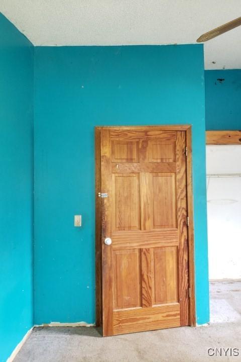 24 Railroad St, Elbridge, NY 13080 - interior space with carpet