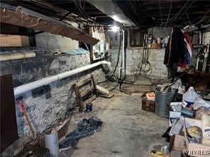 675 Northumberland Ave, Buffalo, NY 14215 - view of unfinished below grade area