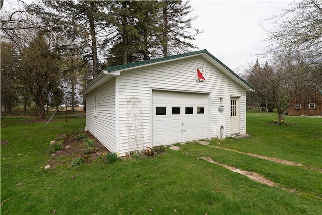 view of detached garage