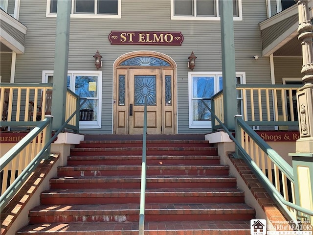 view of exterior entry