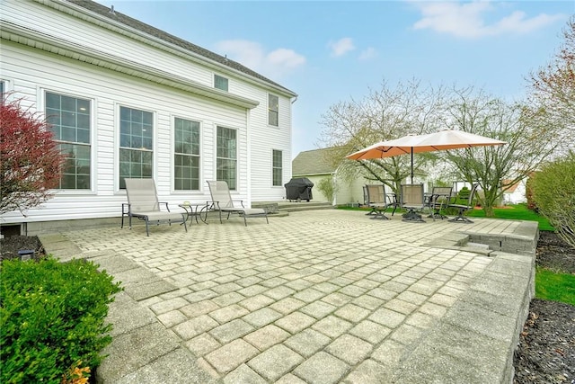 view of patio featuring outdoor dining space