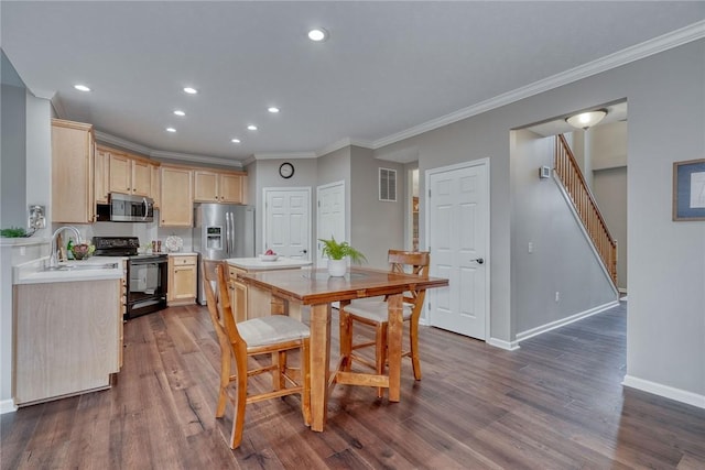 dining room with dark wood-style floors, recessed lighting, stairway, crown molding, and baseboards