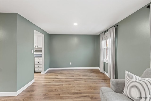 65 Guilford Ln Unit 5, Amherst, NY 14221 - interior space featuring light wood-style floors, recessed lighting, and baseboards