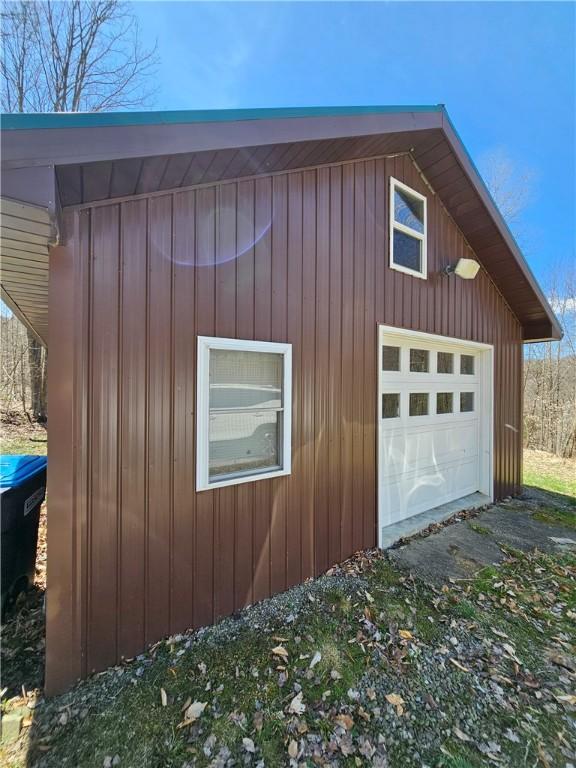 view of detached garage