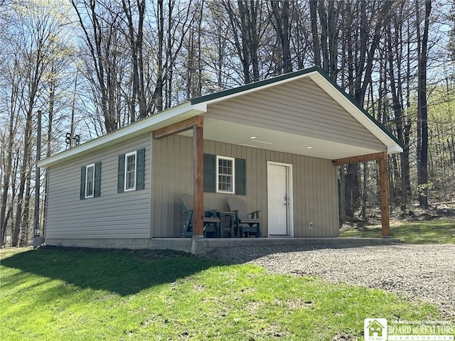 view of outbuilding
