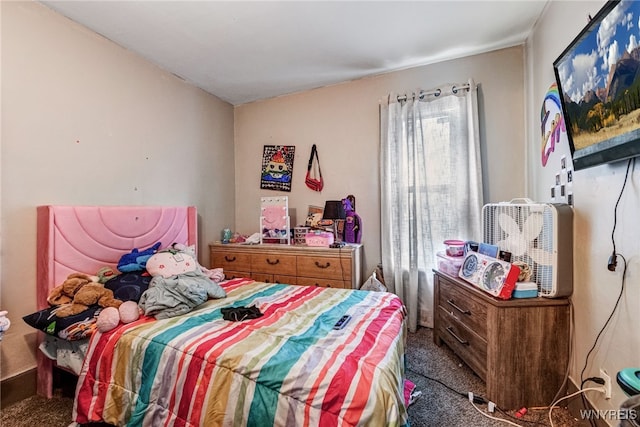 bedroom featuring carpet flooring