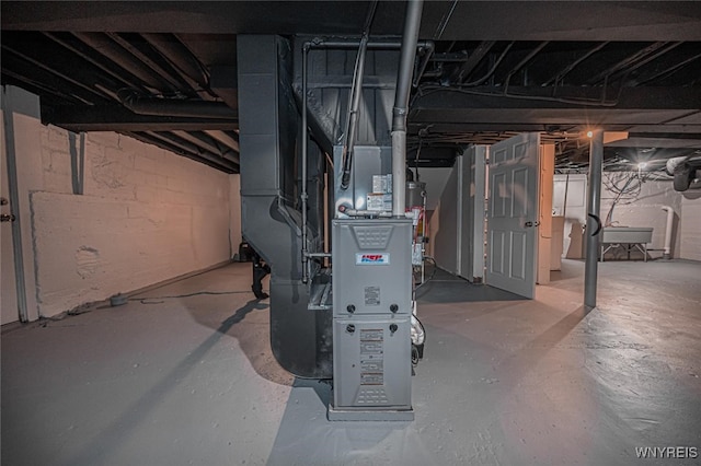 625 22nd St, Niagara Falls, NY 14301 - unfinished below grade area featuring heating unit