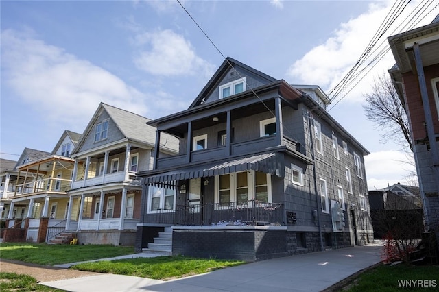 625 22nd St, Niagara Falls, NY 14301 - view of front of home with a porch and a balcony