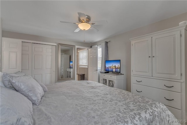 bedroom featuring a closet and ceiling fan