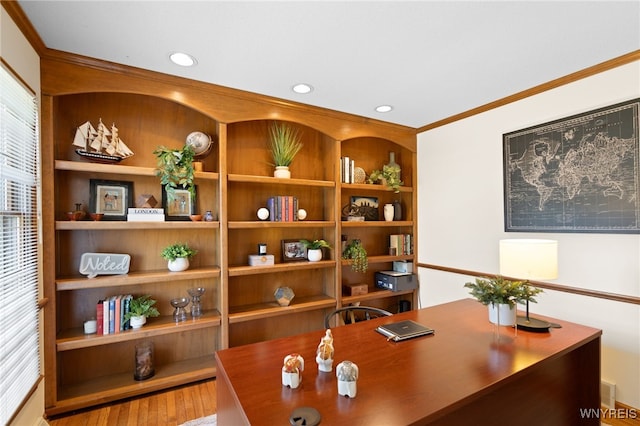 home office featuring crown molding, recessed lighting, and visible vents