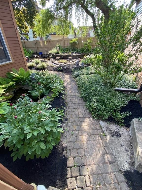 view of yard featuring fence
