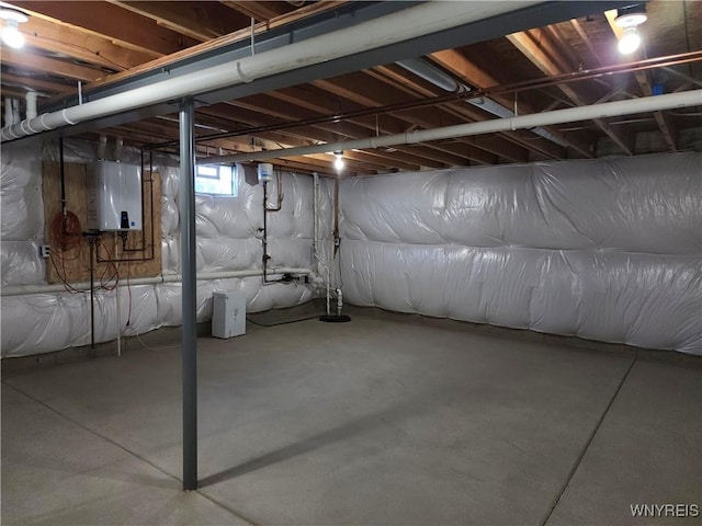 5260 Murphy Rd, Orchard Park, NY 14127 - basement featuring water heater