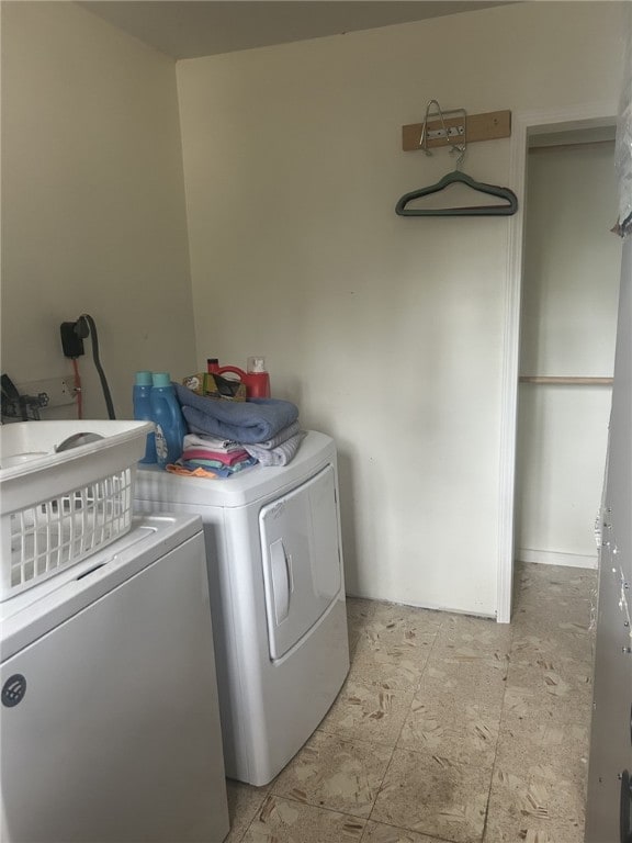 250 Schuyler Ave, Elmira-City, NY 14904 - washroom featuring washer and dryer
