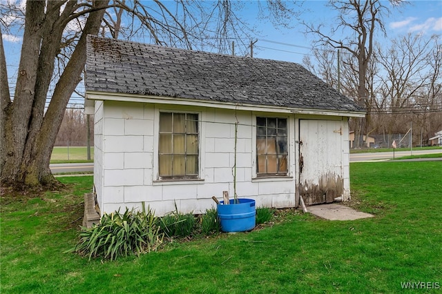 view of outbuilding