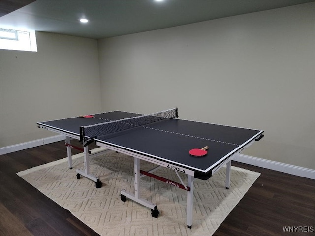 playroom with baseboards, recessed lighting, and wood finished floors