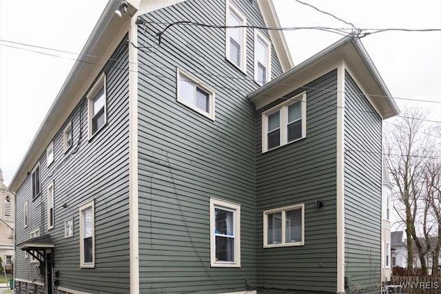 view of side of home