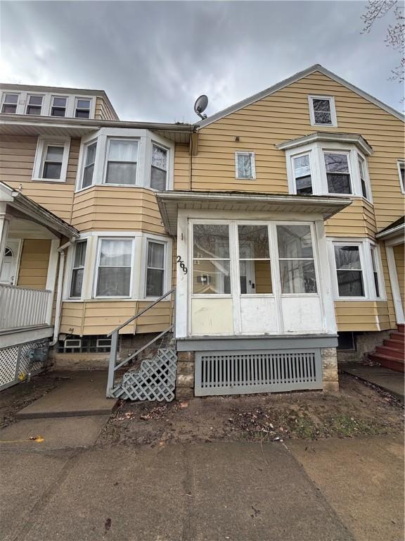 view of front of home with entry steps