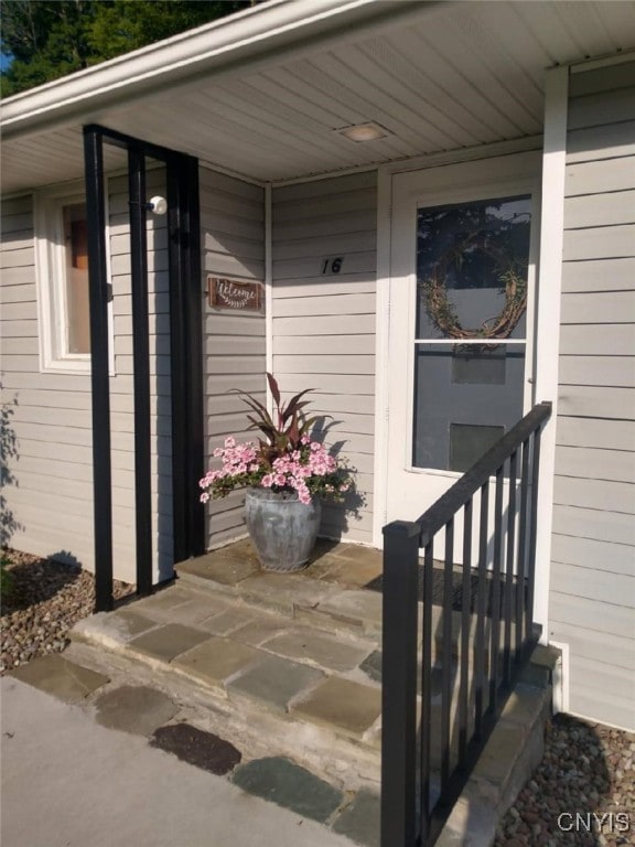 property entrance with a porch