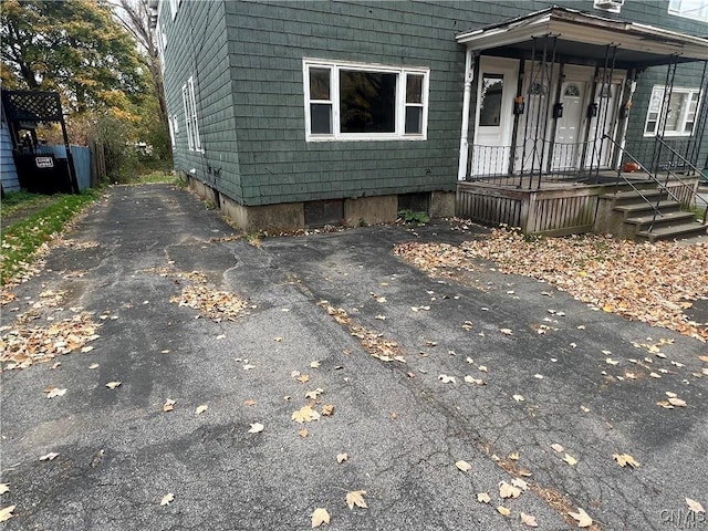 view of front of house