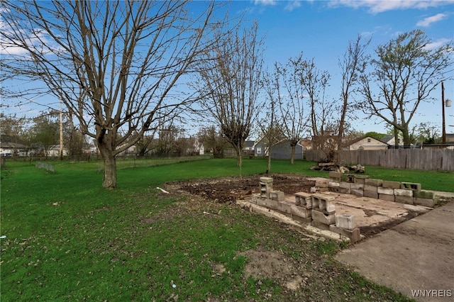 view of yard with fence