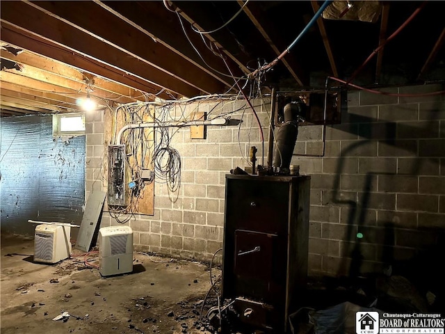 view of unfinished basement