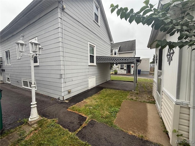 92 Carlyle Ave, Buffalo, NY 14220 - view of property exterior